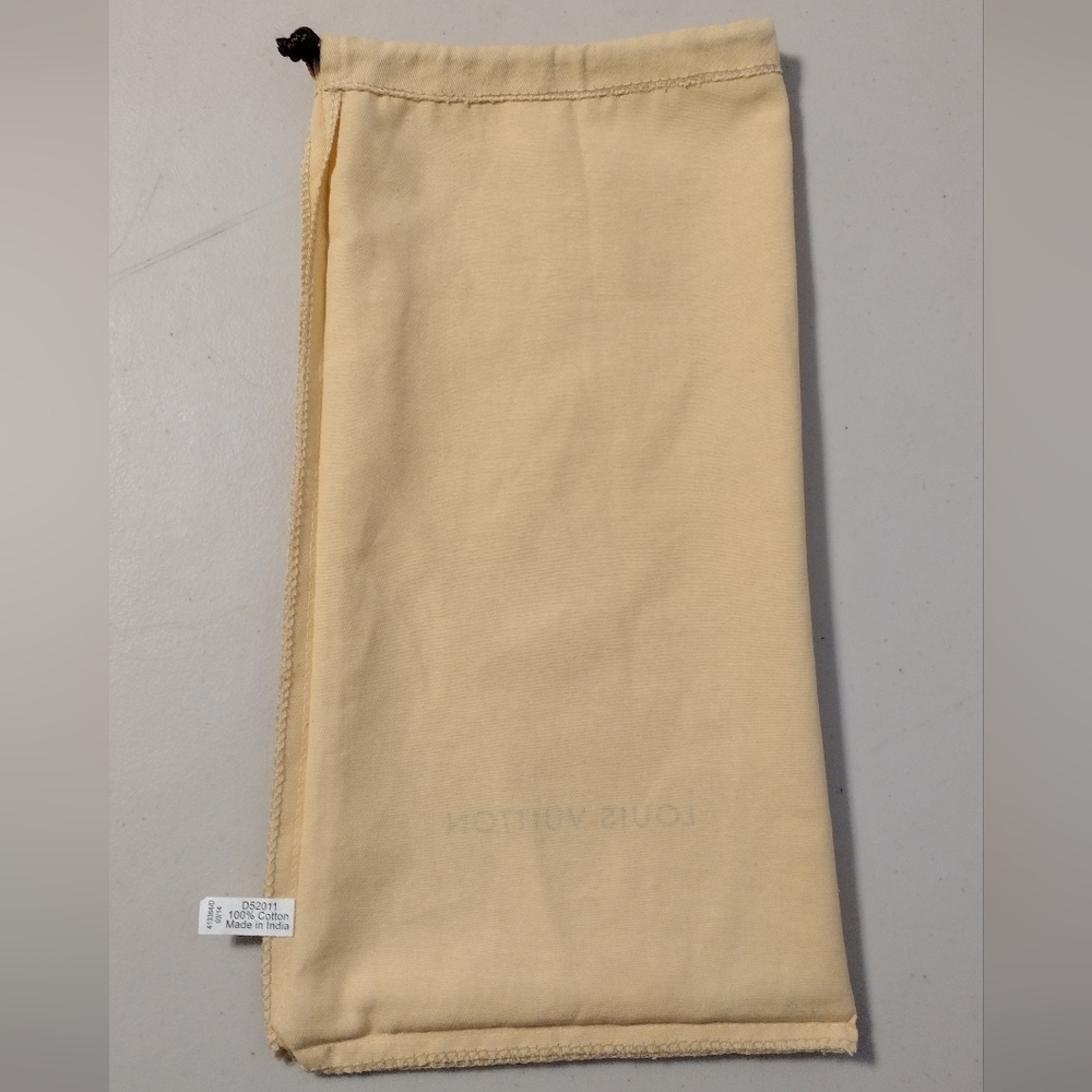 Bundle Of 2 Louis Vuitton Beige Dust Bags - Picture 10 of 14